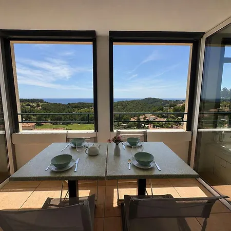 Avec Clim, Vue - 6 Pers. - Fr-1-845-41 * Saint-Cyr-sur-Mer